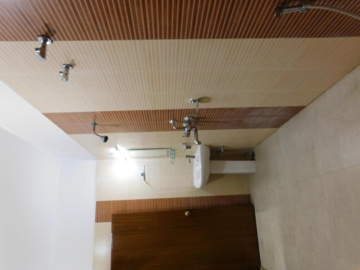 Hotel Thai International Bodh Gaya Buitenkant foto